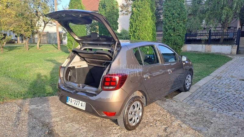 Dacia Sandero 1.5 dci Dacia Sandero 1.5 dci