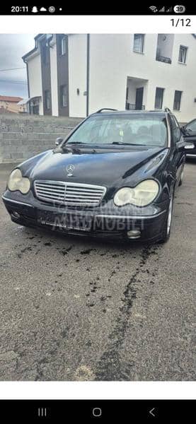 ceo auto u delovima