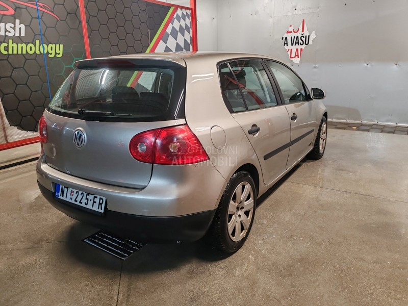 Volkswagen Golf 5 