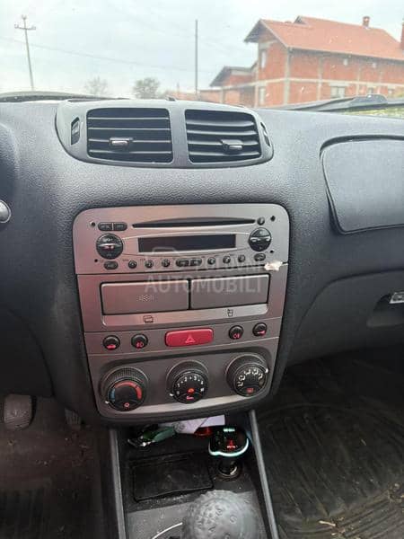 Alfa Romeo 147 