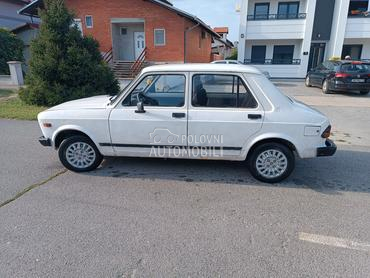 Zastava 101 -  kompletan auto u delovima