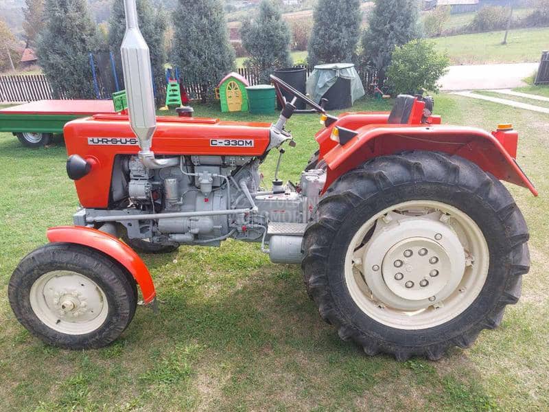 Ursus c 335