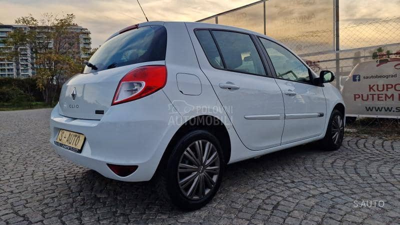 Renault Clio 