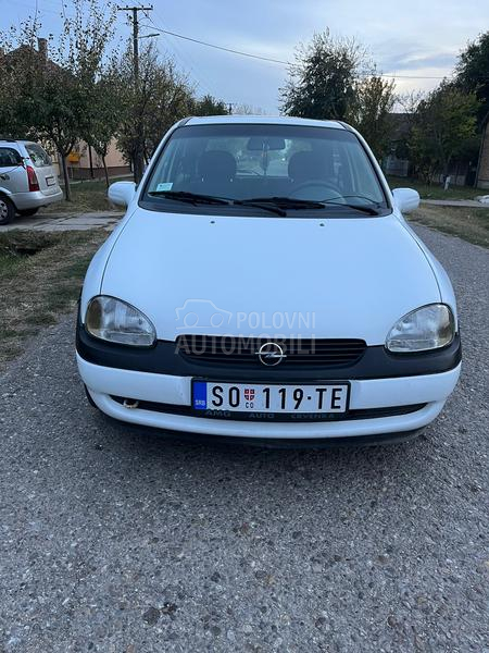 Opel Corsa B 1.0 B
