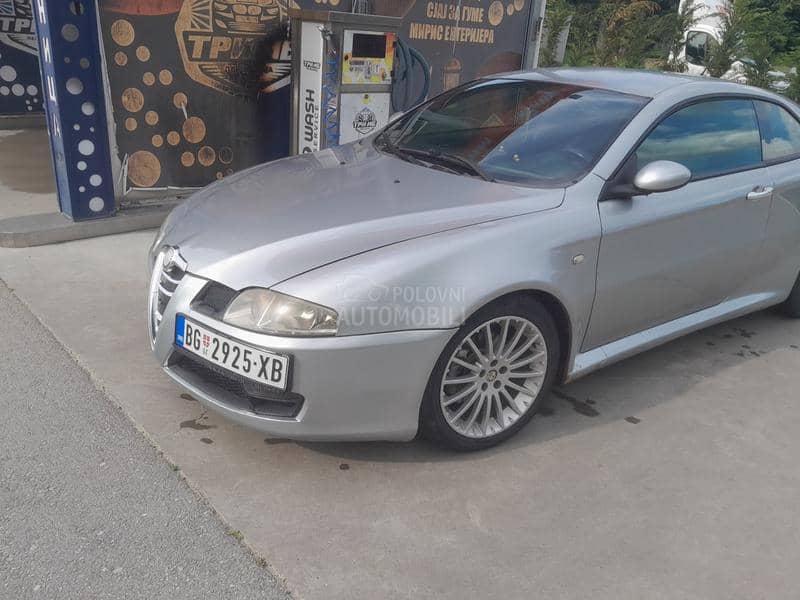 Alfa Romeo GT 