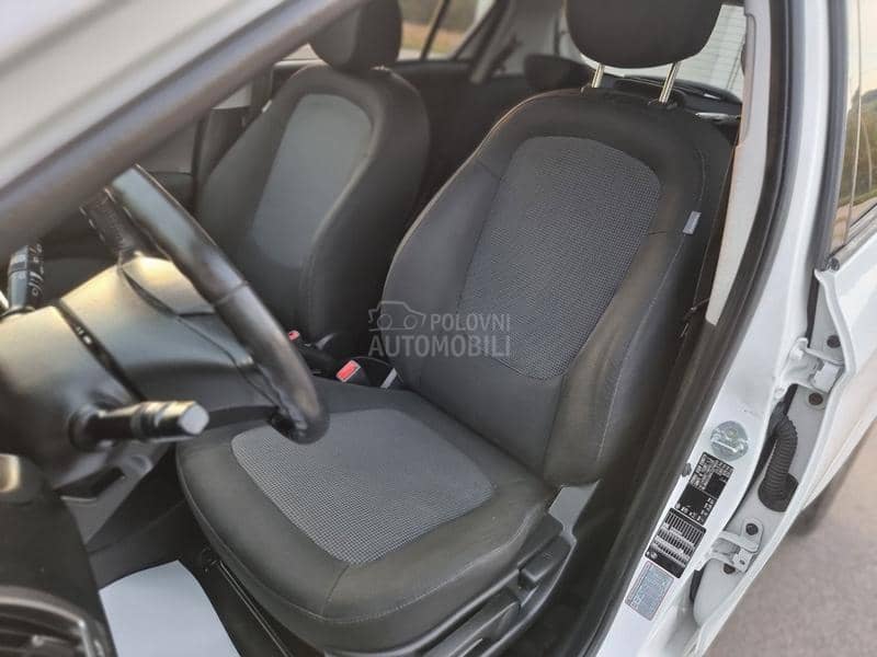 Hyundai i20 1.2b Nav/Led/Ch