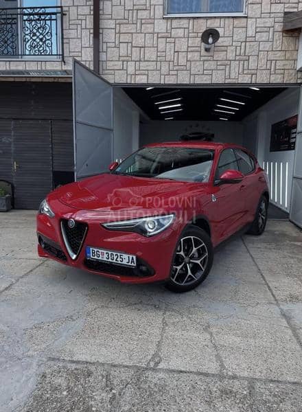 Alfa Romeo Stelvio  Alfa Romeo Stelvio
