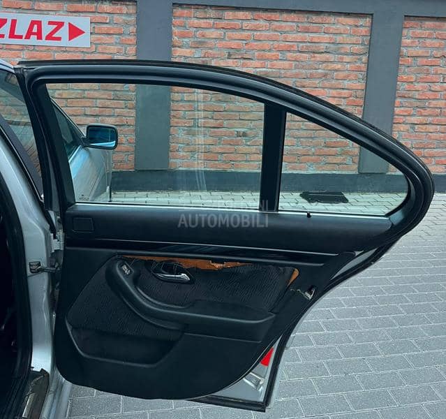 BMW 520  BMW 520