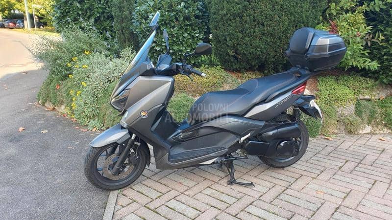 Yamaha X Max