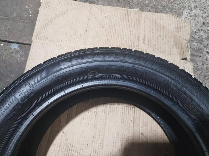Semperit 195/55 R16 Zimska