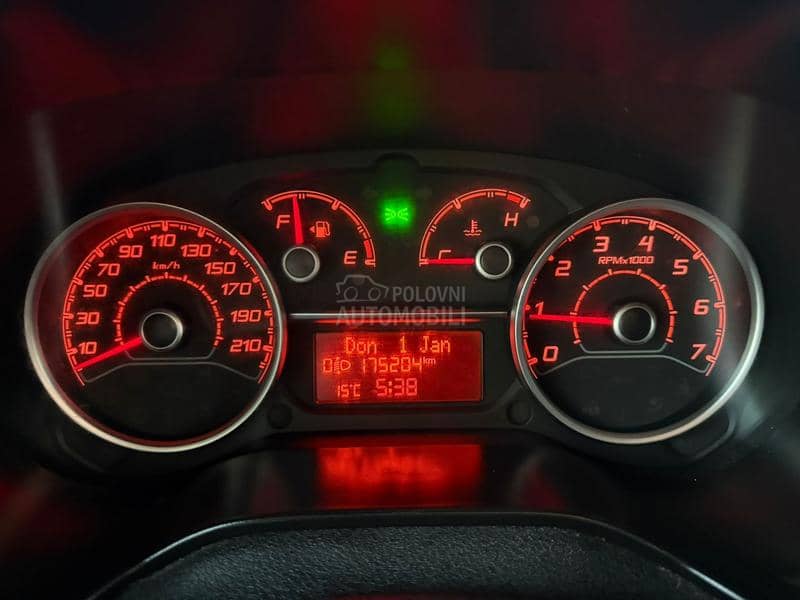 Fiat Doblo 1.3mjet 3 SED N.O.V