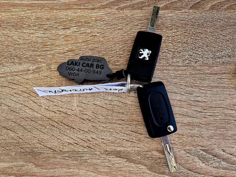 Peugeot 3008 AUTOM 1.6 HDI