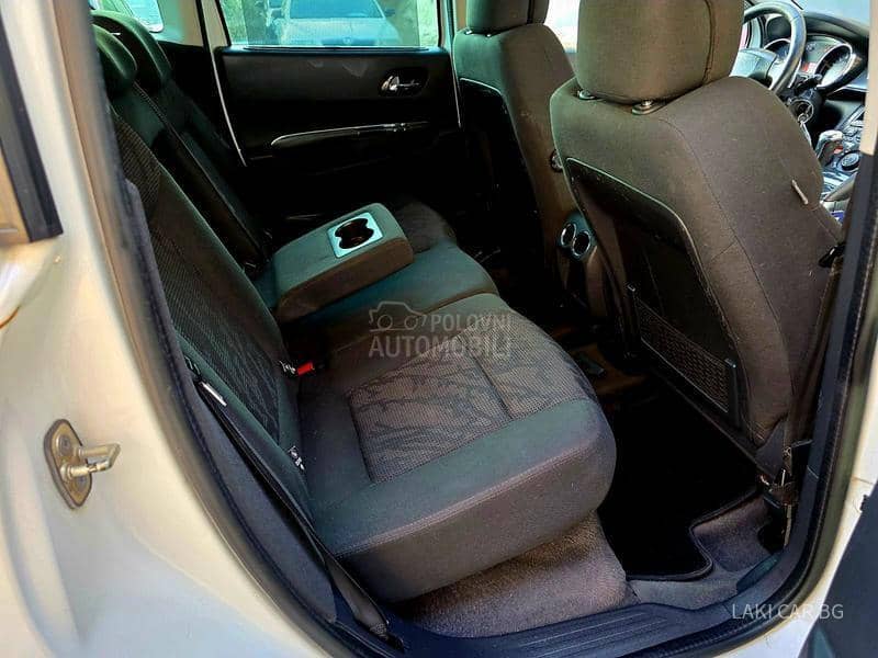 Peugeot 3008 AUTOM 1.6 HDI