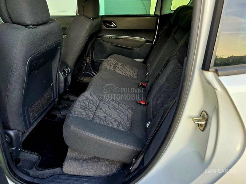 Peugeot 3008 AUTOM 1.6 HDI