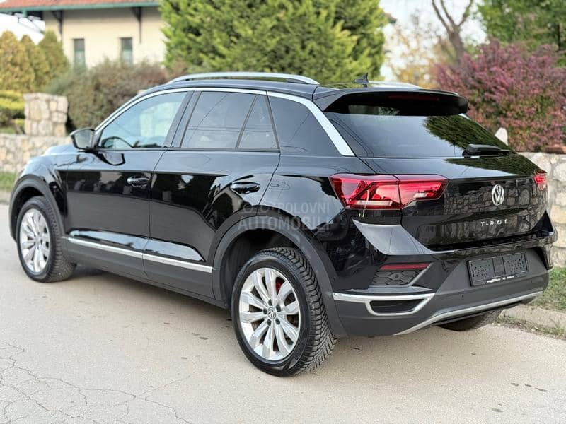 Volkswagen T-Roc Švajcarska Dsg