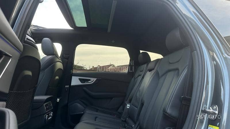 Audi Q7 3.0 TDI/3XS-LINE/FUL Audi Q7 3.0 TDI/3XS-LINE/FUL