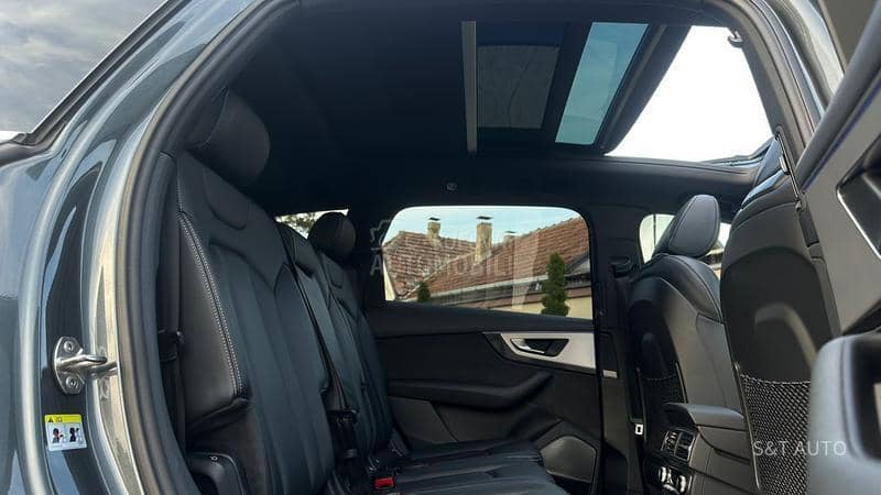 Audi Q7 3.0 TDI/3XS-LINE/FUL Audi Q7 3.0 TDI/3XS-LINE/FUL