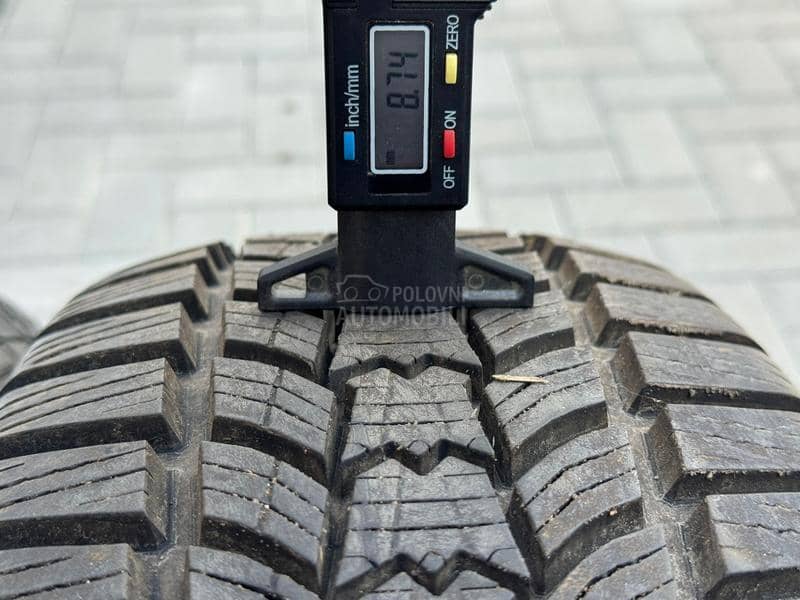 Sava 205/60 R16 Zimska