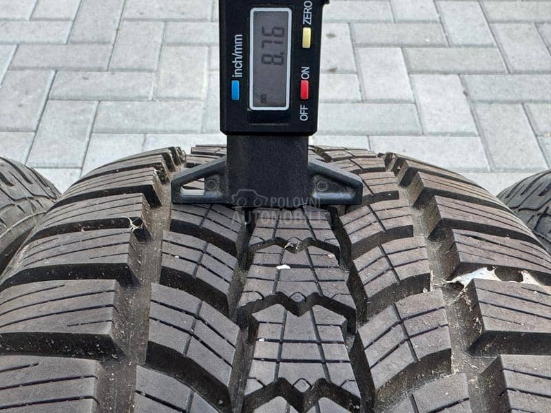 Sava 205/60 R16 Zimska