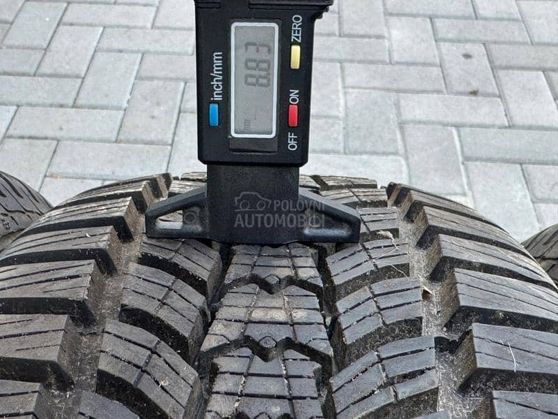 Sava 205/60 R16 Zimska