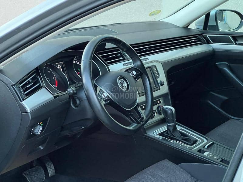 Volkswagen Passat B8 1.6/TDI/LED/DSG Volkswagen Passat B8 1.6/TDI/LED/DSG