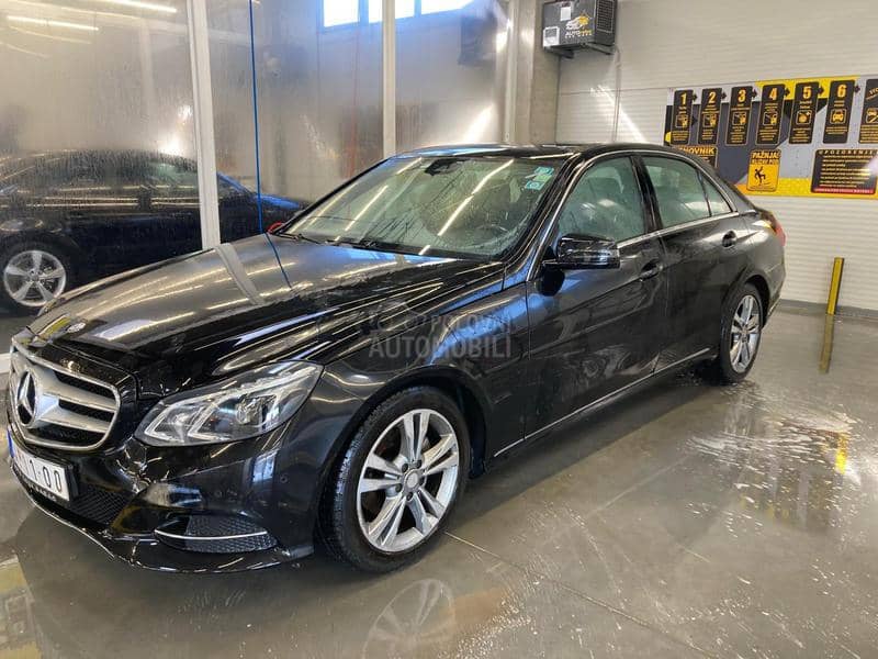 Mercedes Benz E 220 