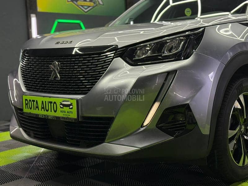Peugeot 2008 1.2b/Allure/3D/N0V