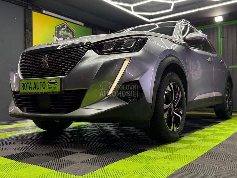 Peugeot 2008 1.2b/Allure/3D/N0V