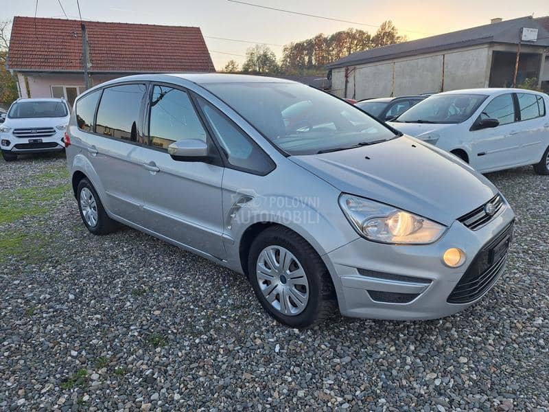 Ford S-Max 