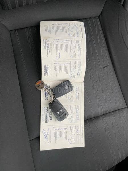 Opel Astra J 1.6Enjoy