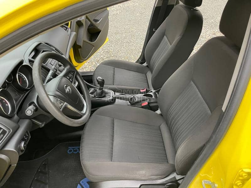 Opel Astra J 1.6Enjoy