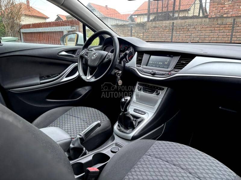 Opel Astra K 1.4 TURBO/CH
