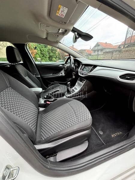 Opel Astra K 1.4 TURBO/CH