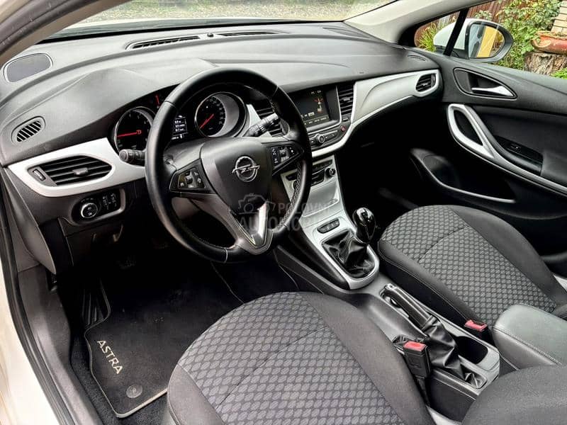 Opel Astra K 1.4 TURBO/CH