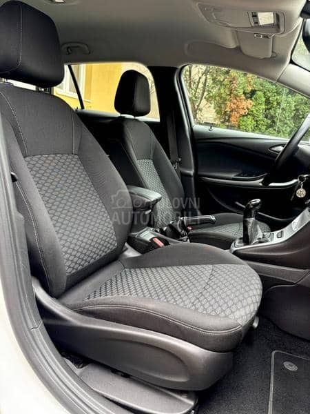 Opel Astra K 1.4 TURBO/CH