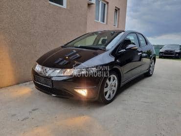 Honda Civic 1.8b SPORT