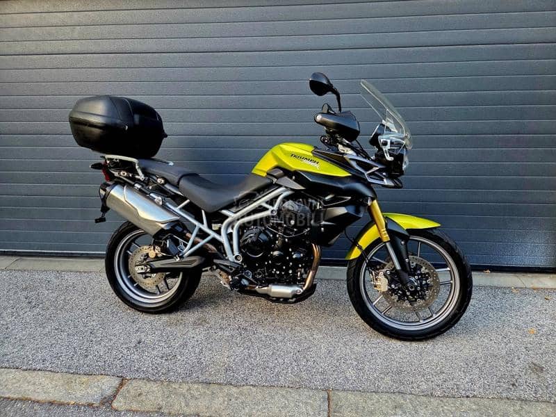Triumph Tiger 800