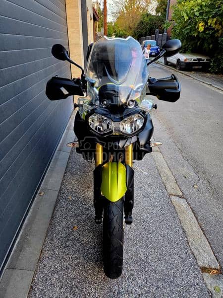 Triumph Tiger 800