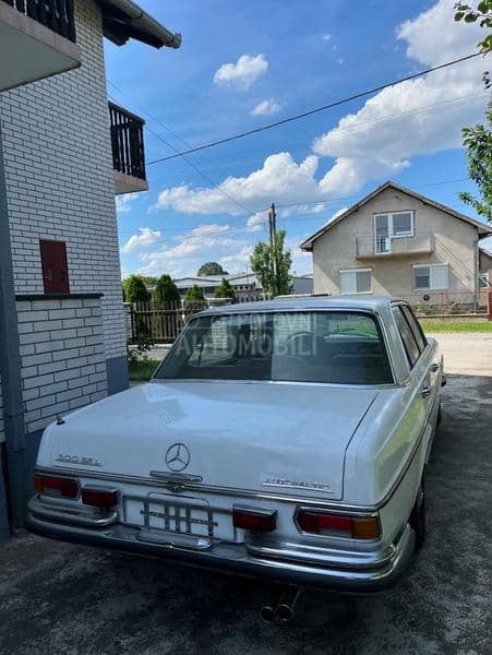 Mercedes Benz w109