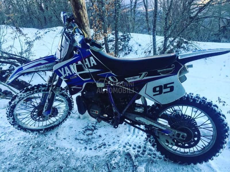 Yamaha YZ Nova saobracajna