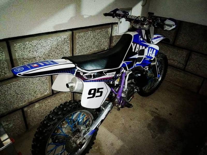 Yamaha YZ Nova saobracajna