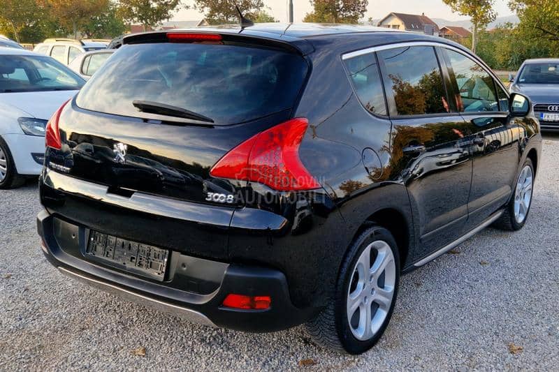 Peugeot 3008 1.6HD ALLURE