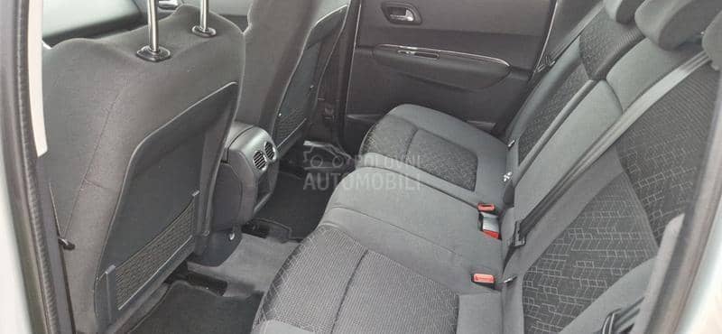 Peugeot 3008 1.6 HDI Allure Peugeot 3008 1.6 HDI Allure