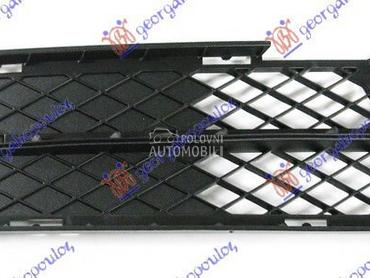 RESETKA PREDNJEG BRANIKA (2.5c za BMW Serija 3 od 2005. do 2008. god.