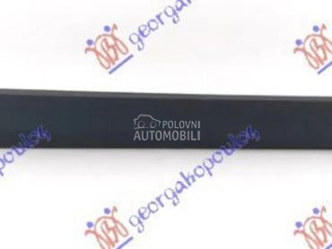 SAJTNA PLASTICNA za BMW Serija 3 od 2005. do 2008. god.