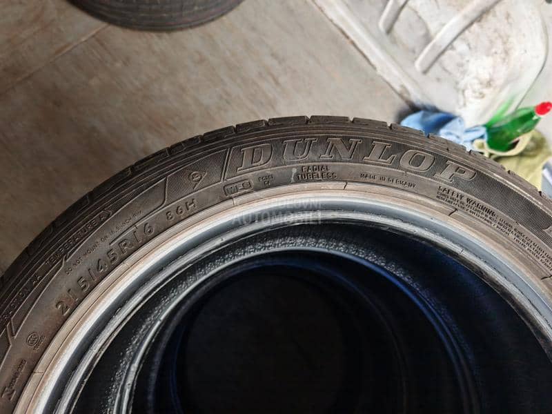 Dunlop 215/45 R16 Letnja