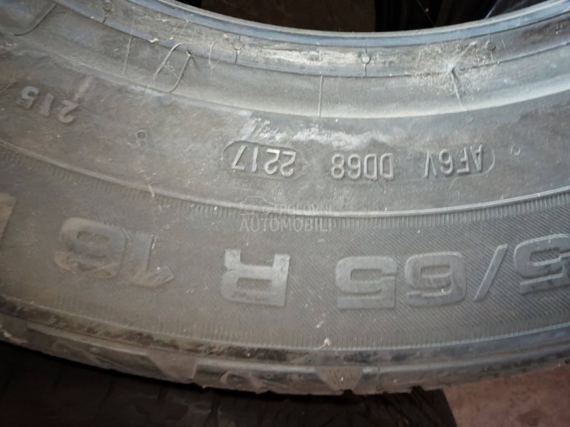 Uniroyal 215/55 R16 Letnja