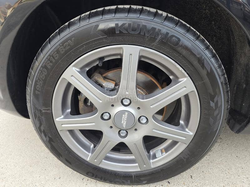 Ford Fiesta 1.5 TDCI N.A.V.I Ford Fiesta 1.5 TDCI N.A.V.I