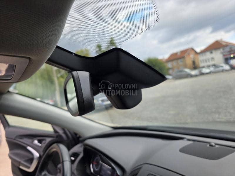 Opel Insignia 2.0 CDTI N.A.V.I Opel Insignia 2.0 CDTI N.A.V.I