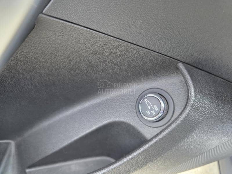 Opel Insignia 2.0 CDTI N.A.V.I Opel Insignia 2.0 CDTI N.A.V.I